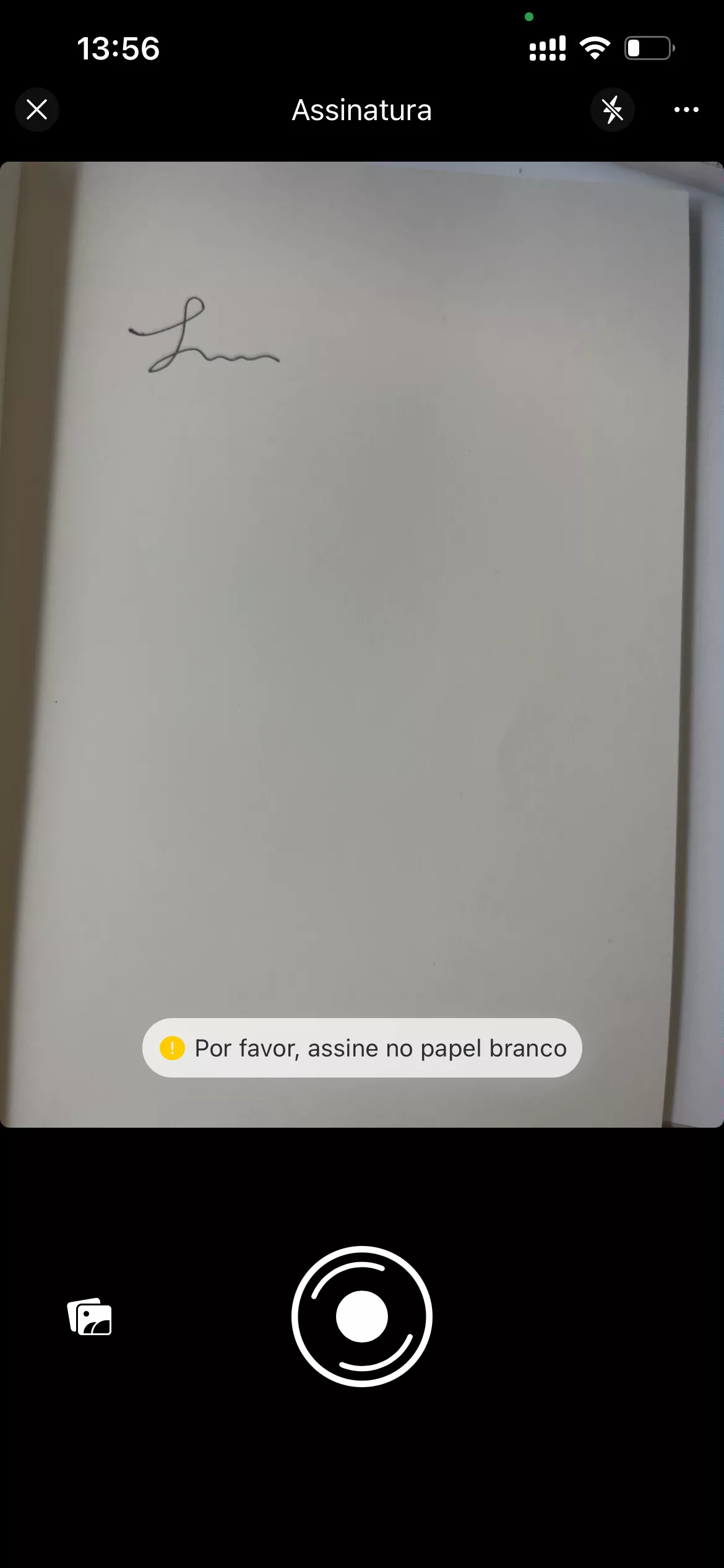 use a câmera para digitalizar assinatura para PDF com UPDF para iOS